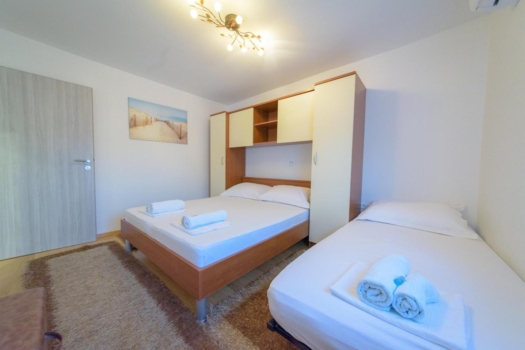 Jeli Apartments สตารีกราด-ปาเคลนีซา ห้อง รูปภาพ