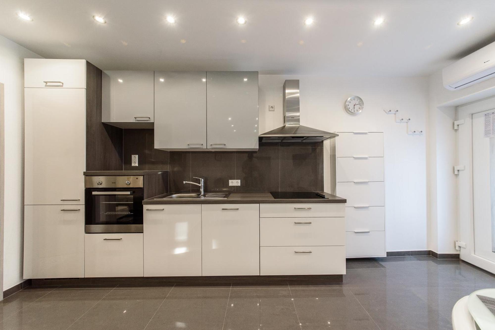 Jeli Apartments สตารีกราด-ปาเคลนีซา ห้อง รูปภาพ