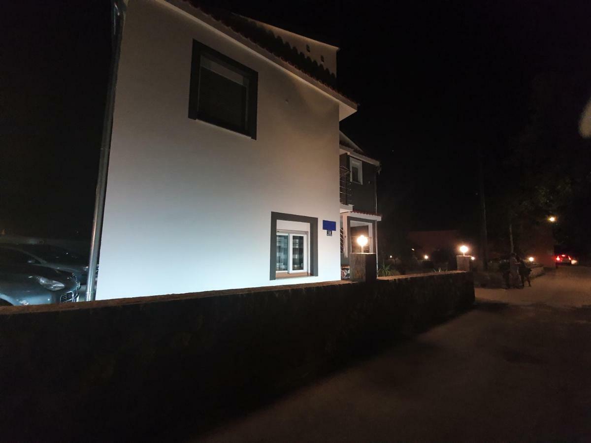 Jeli Apartments สตารีกราด-ปาเคลนีซา ภายนอก รูปภาพ